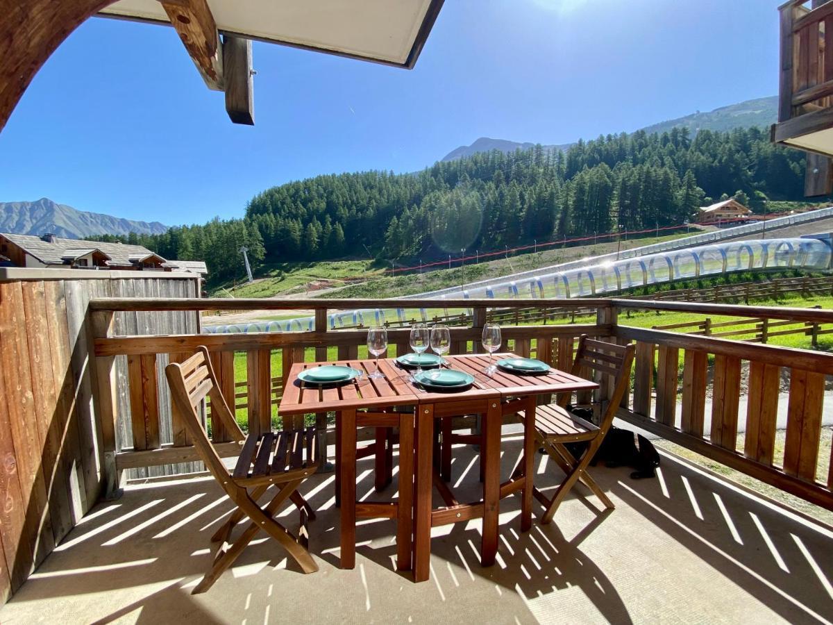 Appartement 2 Chambres Vue Pistes, Parking Privatif เลซอร์ ภายนอก รูปภาพ
