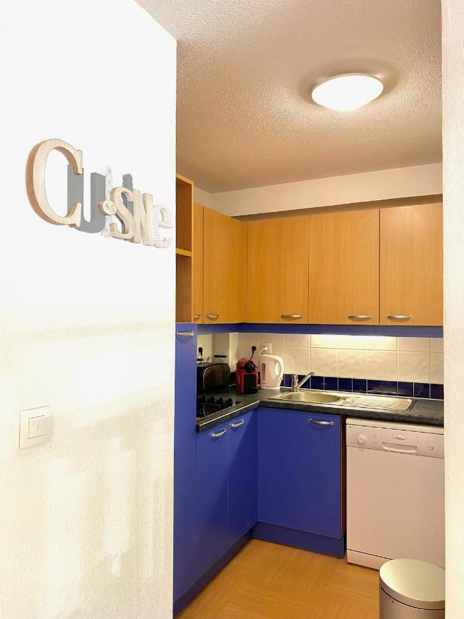 Appartement 2 Chambres Vue Pistes, Parking Privatif เลซอร์ ภายนอก รูปภาพ